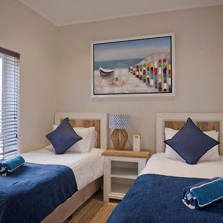 Umdloti Holiday Resort Apartments Esterno foto