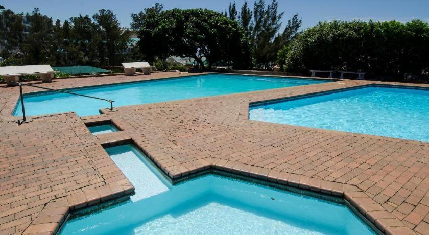 Umdloti Holiday Resort Apartments Esterno foto