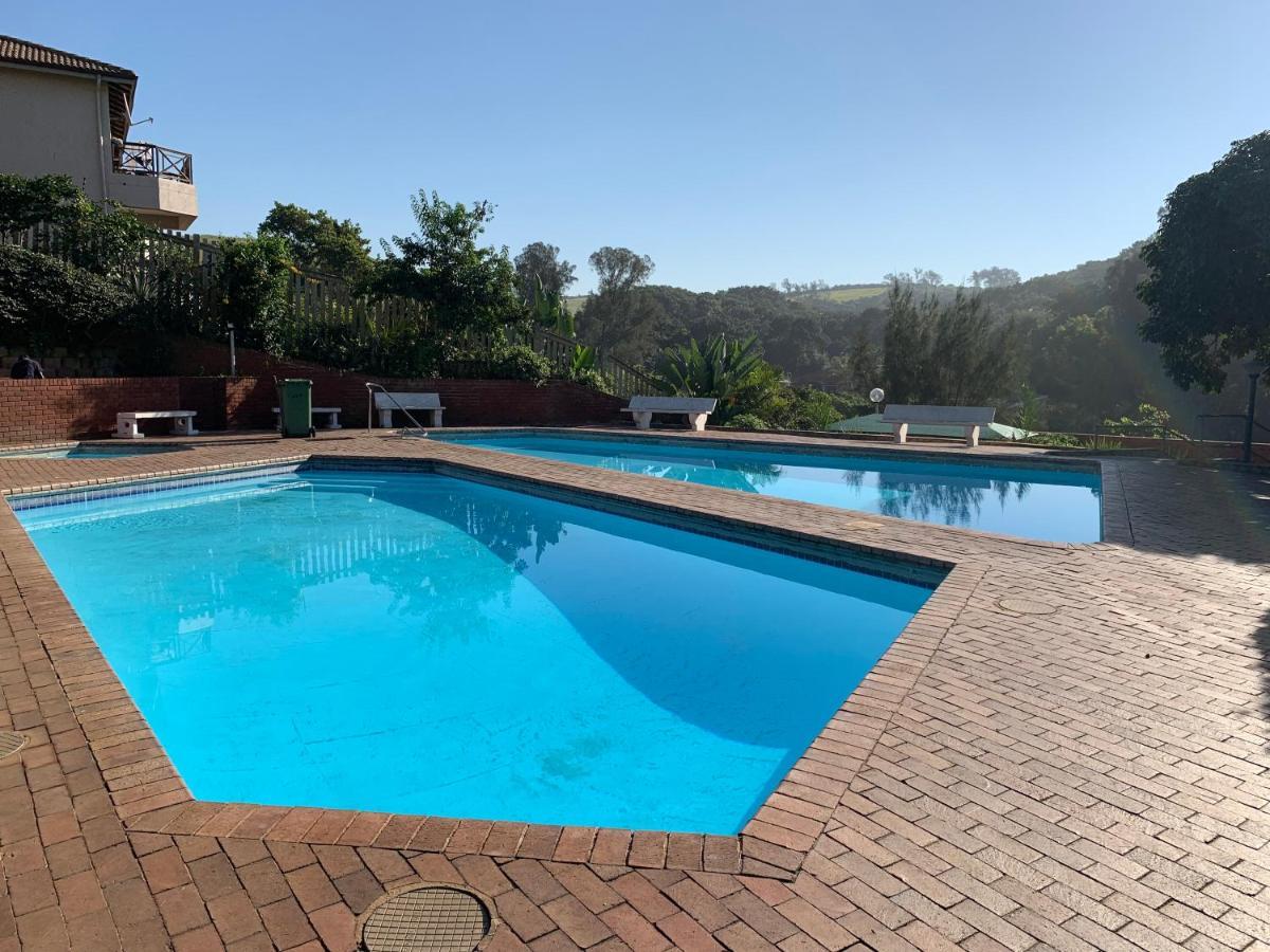 Umdloti Holiday Resort Apartments Esterno foto